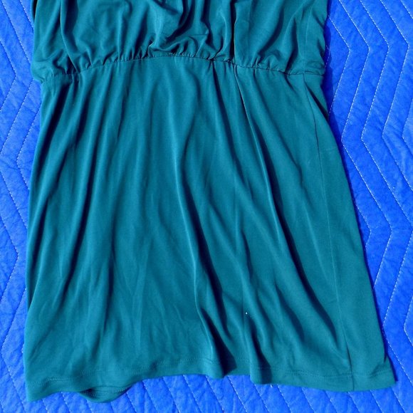 Jessica Simpson Green Halter Necklace Dress - Size 6 - Picture 4 of 5